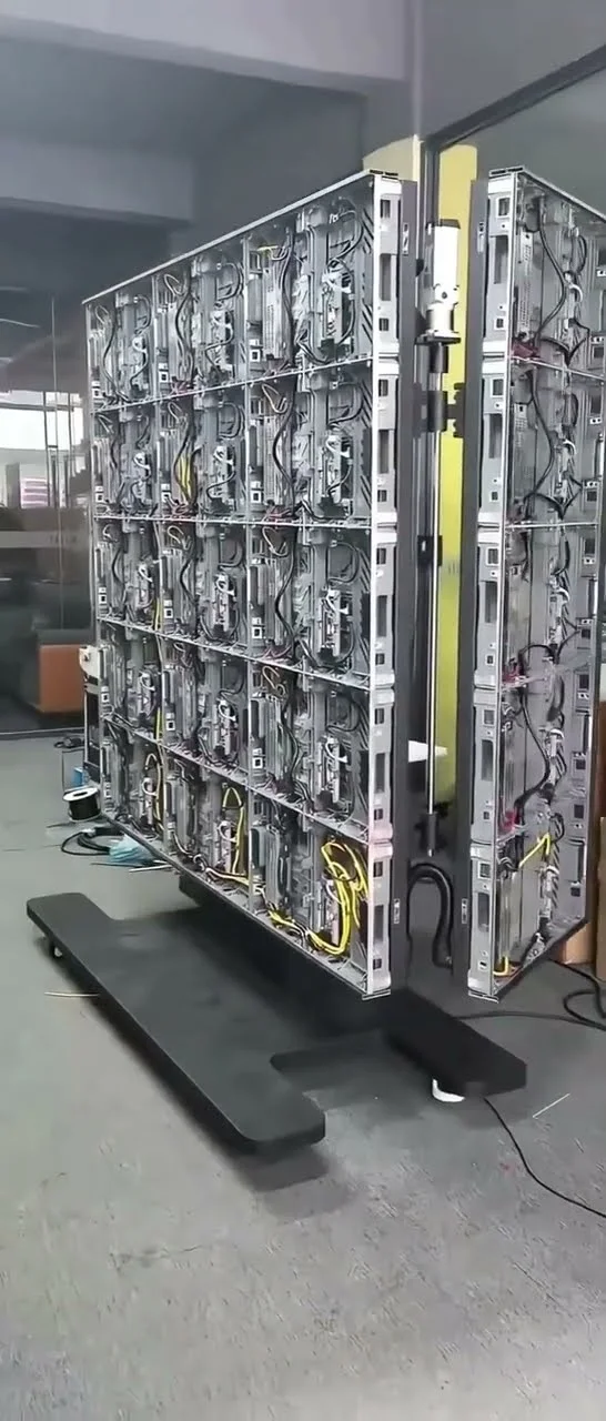 Inside a Foldable Lifting LED Screen — Frame & Servo Structure #Shorts